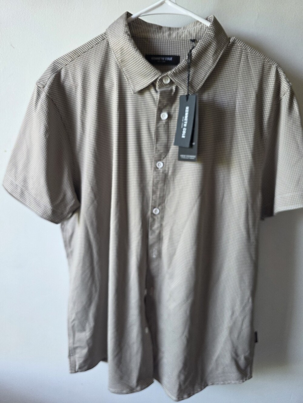 Kenneth Cole Tek Fit Performance Dress Shirt – NWT – Size Large Fit MEDIUM